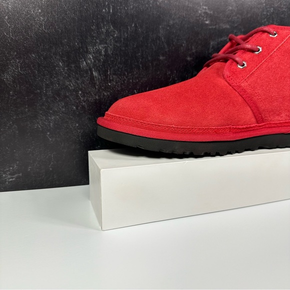 UGG NEUMEL GRAPHIC OUTLINE MENS CHUKKA BOOTS SIZE 11 SUEDE WOOL RED BLACK NEW - Picture 6 of 10